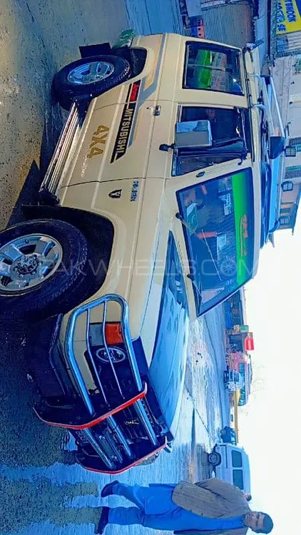 Mitsubishi Pajero 1985 for Sale in Abbottabad Image-1