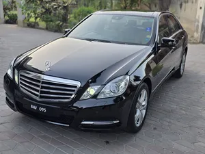 Mercedes Benz E Class E200 2013 for Sale