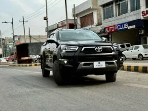 Toyota Hilux Revo V Automatic 2.8 2021 for Sale