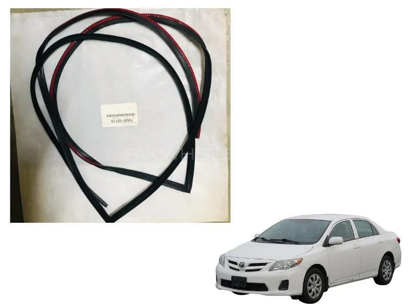 Toyota Corolla 2009-14 Front Screen Moulding Genuine  Image-1