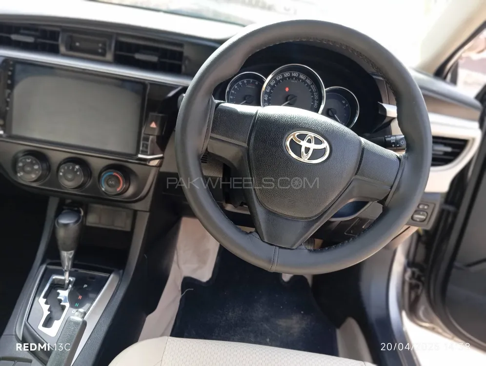 Toyota Corolla 2015 for Sale in Multan Image-1