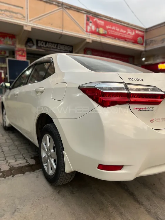 Toyota Corolla 2017 for Sale in Haripur Image-1