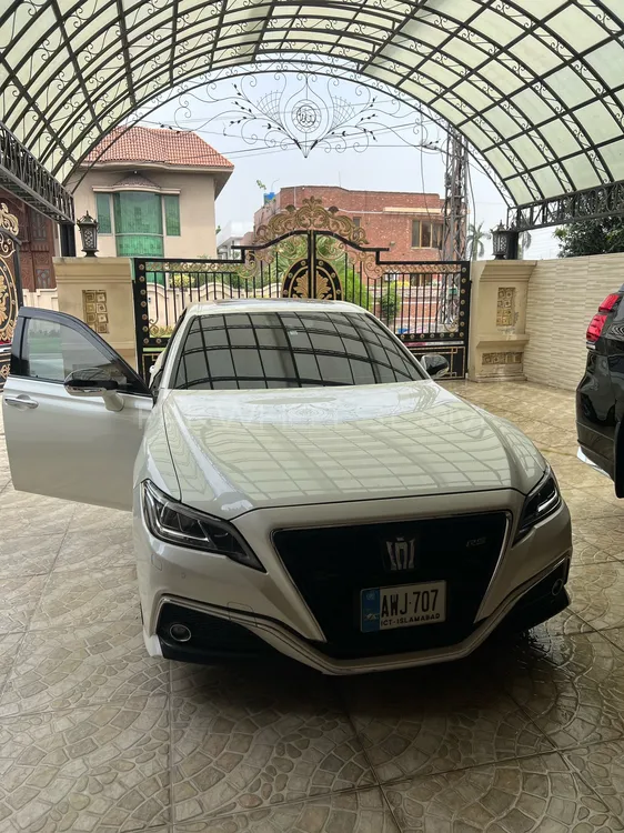 Toyota Crown 2018 for Sale in Gujranwala Image-1