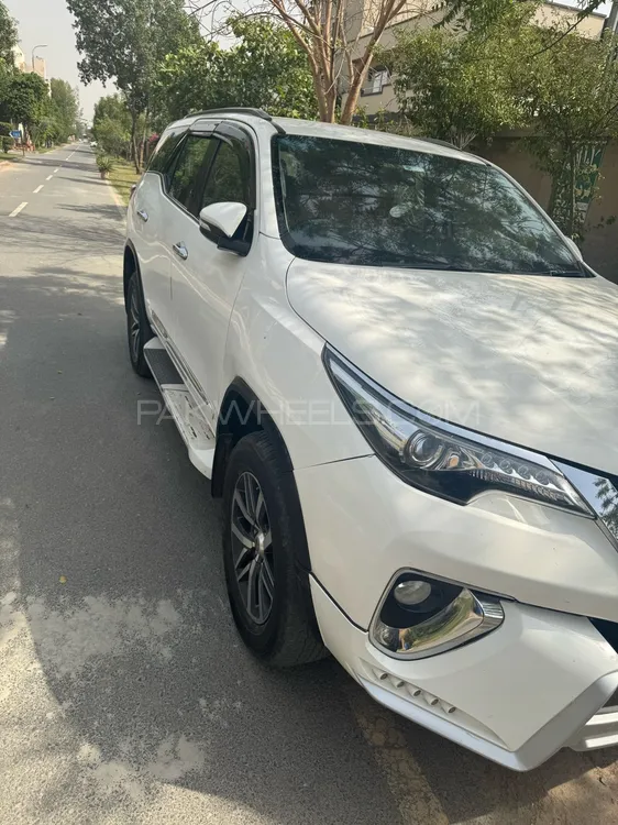 Toyota Fortuner 2017 for Sale in Faisalabad Image-1