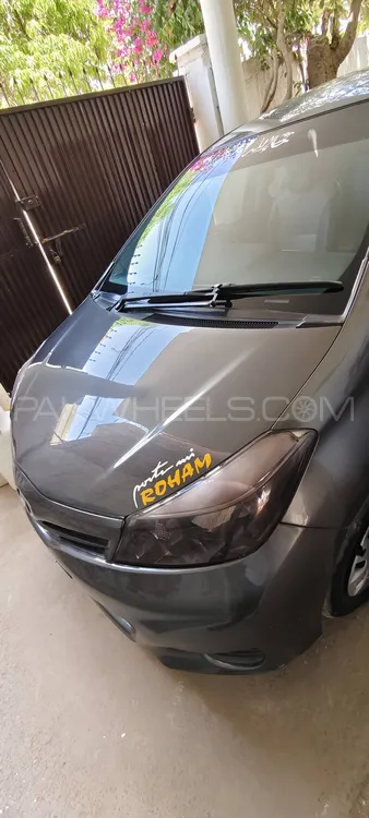 Toyota Vitz 2011 for Sale in Rahim Yar Khan Image-1
