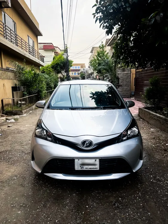 Toyota Vitz 2015 for Sale in Rawalpindi Image-1