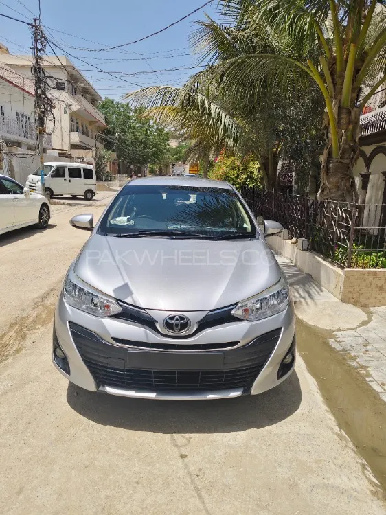 Toyota Yaris Sedan 2020 for Sale in Karachi Image-1