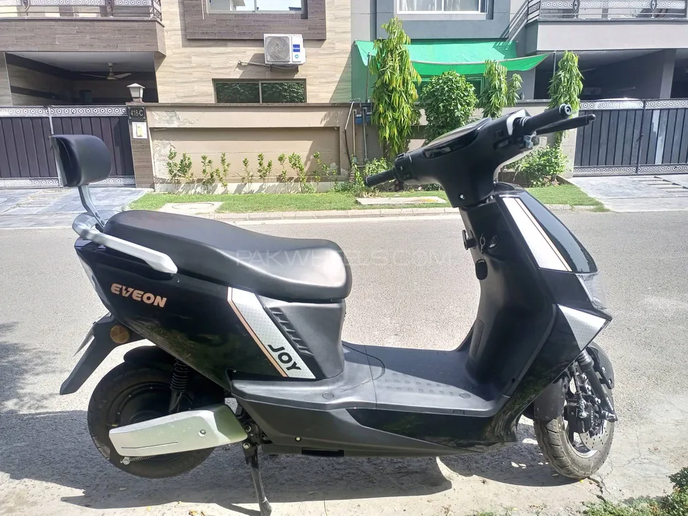 Evee Gen-Z 2025 for Sale Image-1