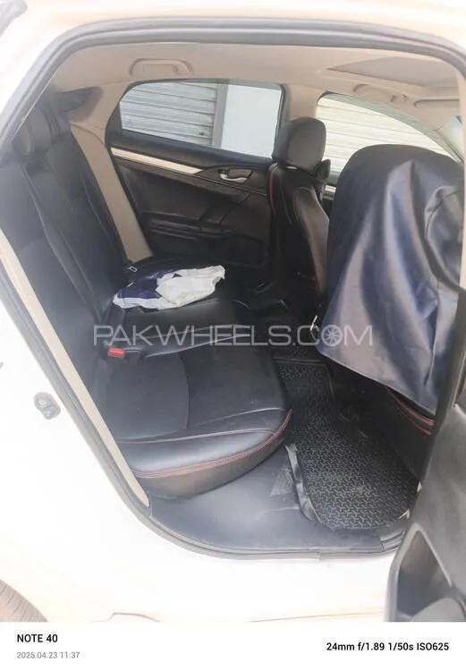 Honda Civic 2016 for Sale in Lahore Honda Civic 2016 for Sale in Lahore Image-12