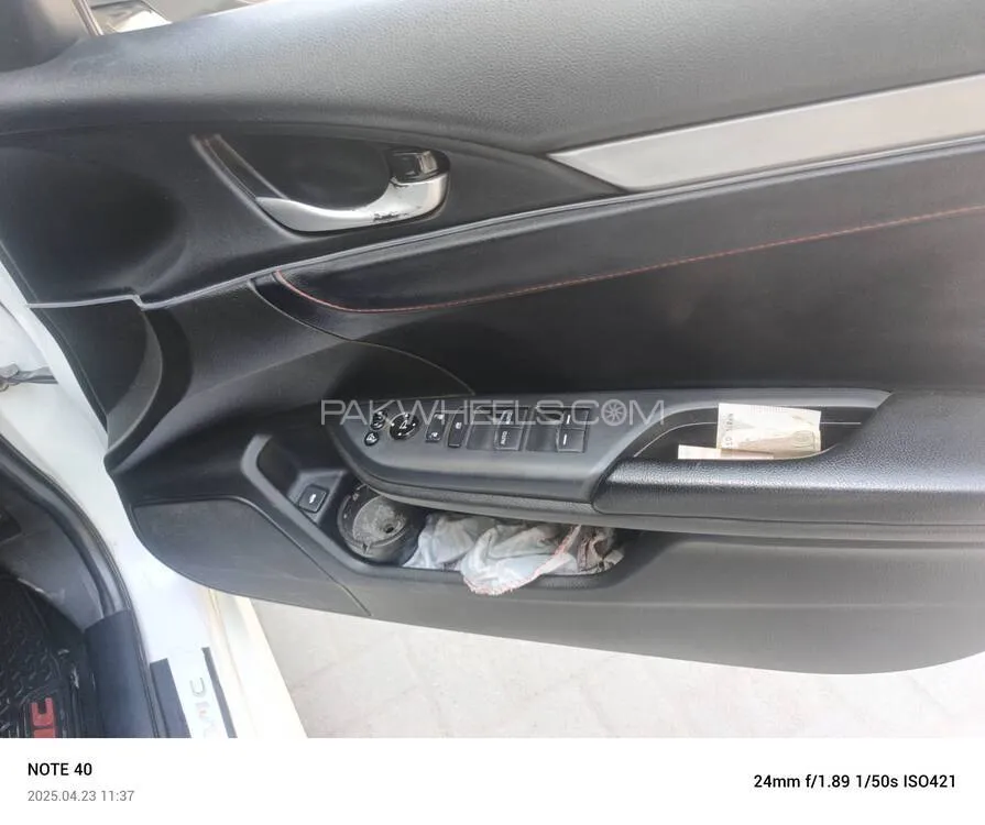 Honda Civic 2016 for Sale in Lahore Honda Civic 2016 for Sale in Lahore Image-11