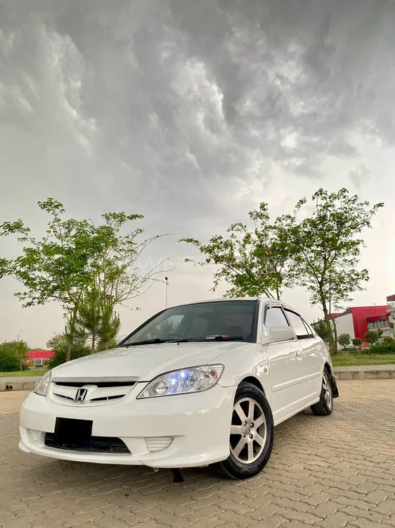 Honda Civic 2004 for Sale in Lahore Image-1