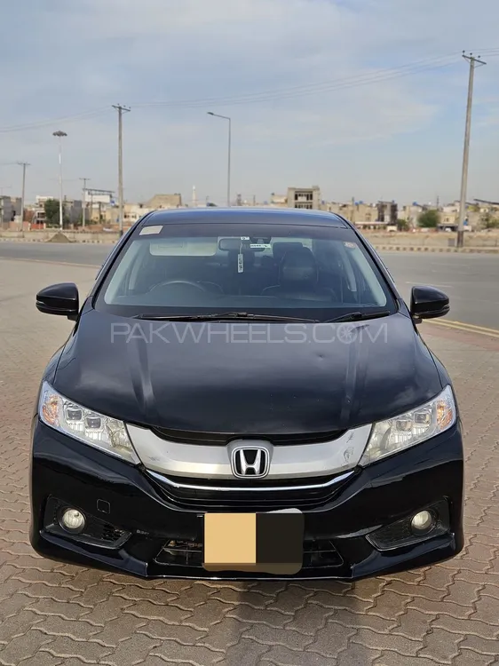 Honda Grace Hybrid 2015 for Sale in Lahore Image-1