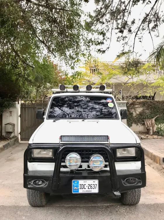 Isuzu Trooper 1980 for Sale in Rawalpindi Image-1