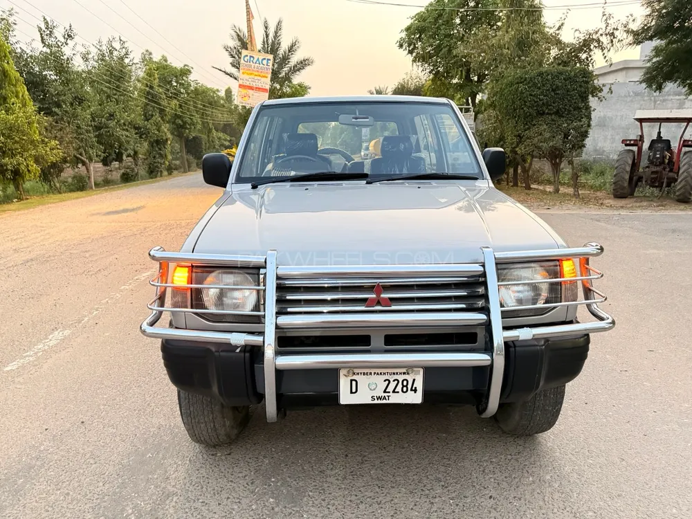 Mitsubishi Pajero 1995 for Sale in Lahore Image-1