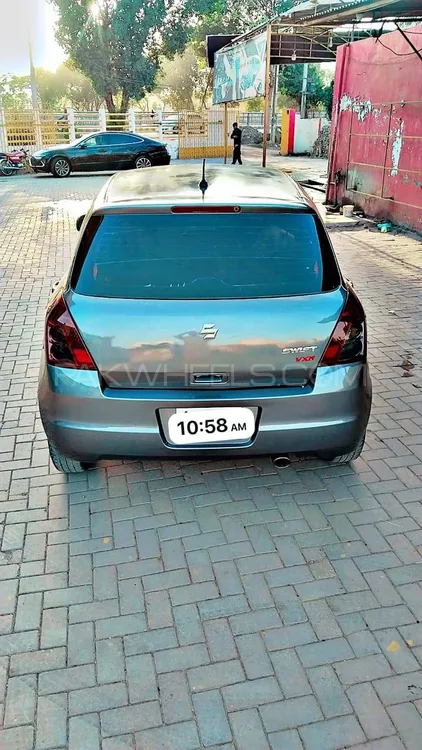 Suzuki Swift 2011 for Sale in Rahim Yar Khan Image-1