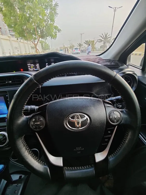 Toyota Aqua 2021 for Sale in Karachi Image-1
