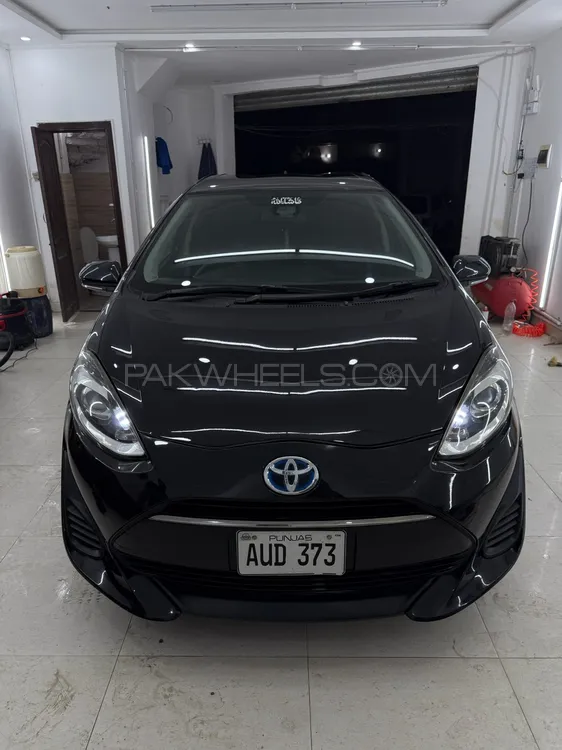 Toyota Aqua 2020 for Sale in Islamabad Image-1
