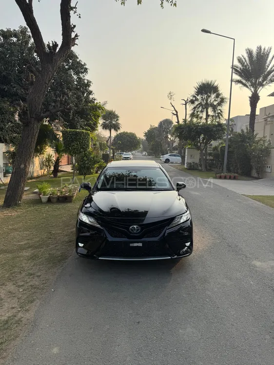 Toyota Camry 2019 for Sale in Lahore Image-1