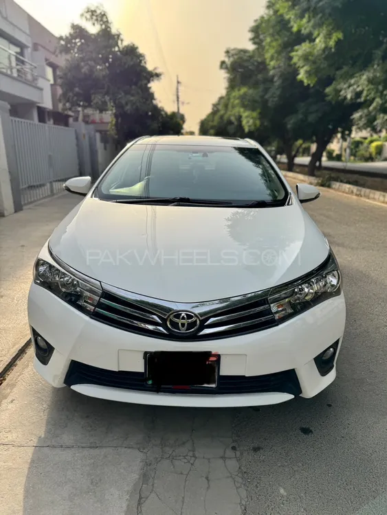 Toyota Corolla 2014 for Sale in Lahore Image-1