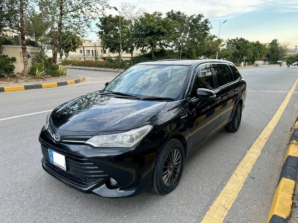 Toyota Corolla Fielder 2015 for Sale in Rawalpindi Image-1