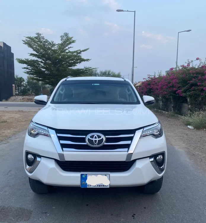 Toyota Fortuner 2020 for Sale in D.G.Khan Image-1