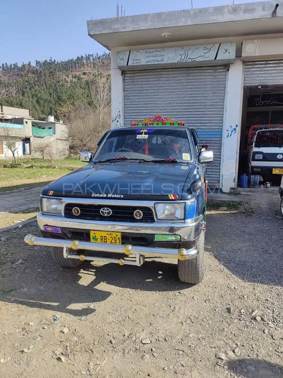 Toyota Hilux 1990 for Sale in Mansehra Image-1