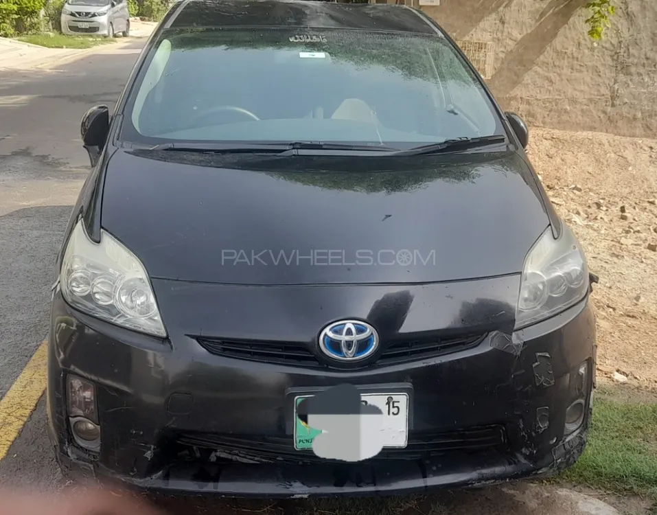 Toyota Prius 2011 for Sale in Lahore Image-1