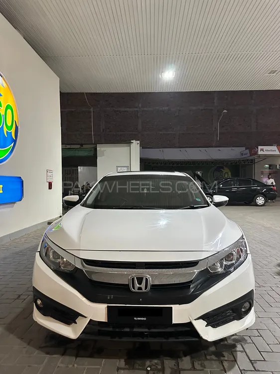 Honda Civic 2017 for Sale in Multan Image-1