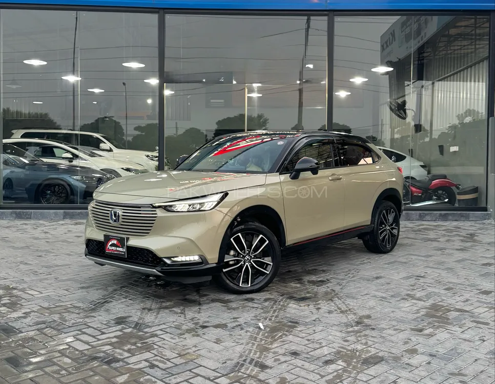 Honda Vezel 2021 for Sale in Lahore Image-1