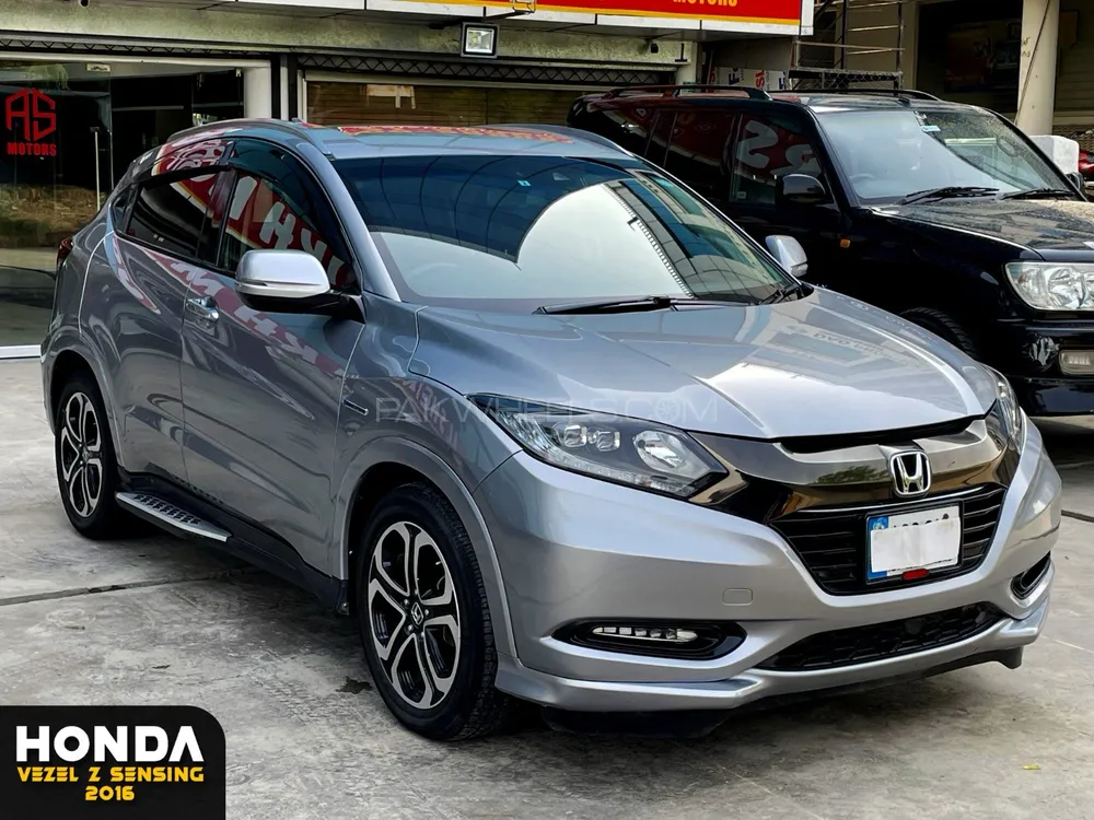 Honda Vezel 2016 for Sale in Islamabad Image-1
