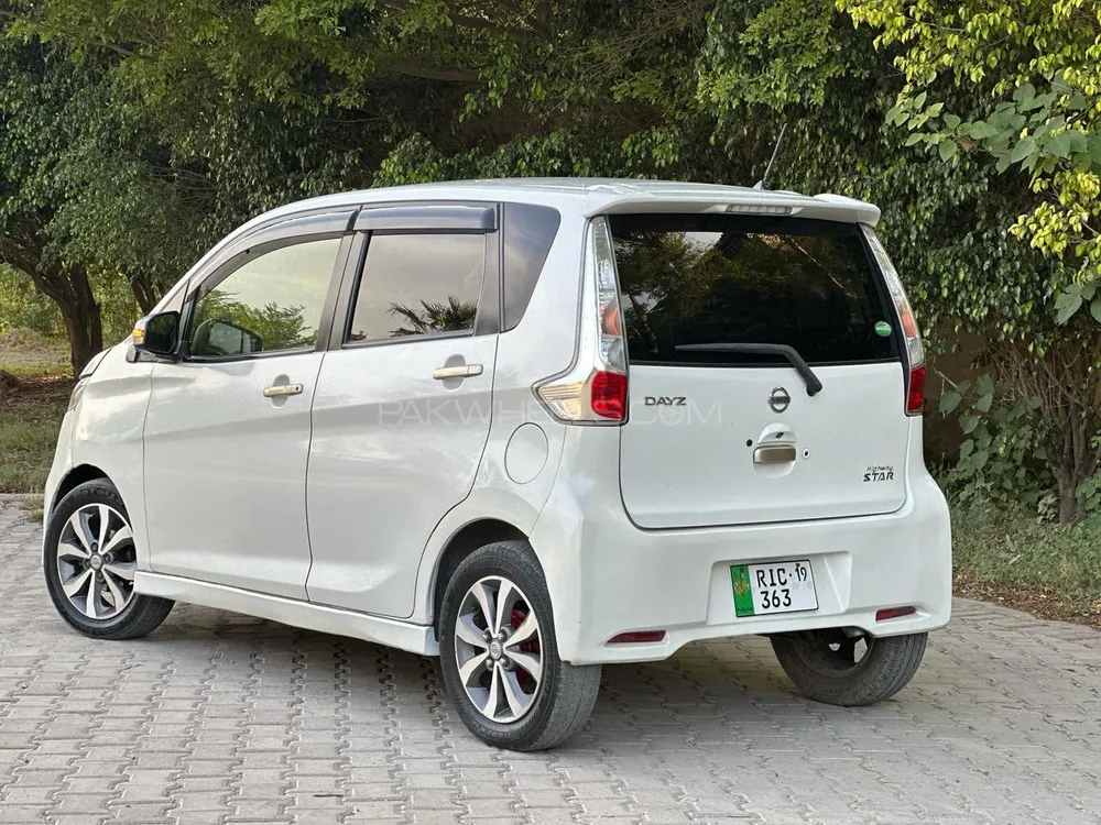 Nissan Dayz 2015 for Sale in Islamabad Image-1
