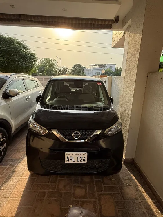 نسان ڈیز 2024 for Sale in لاہور Image-1