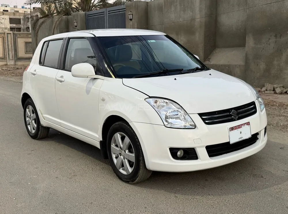Suzuki Swift 2017 for Sale in Karachi Image-1