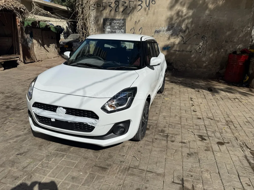 Suzuki Swift 2025 for Sale in Karachi Image-1
