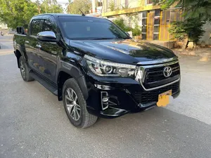 Toyota Hilux Revo V Automatic 2.8 2021 for Sale