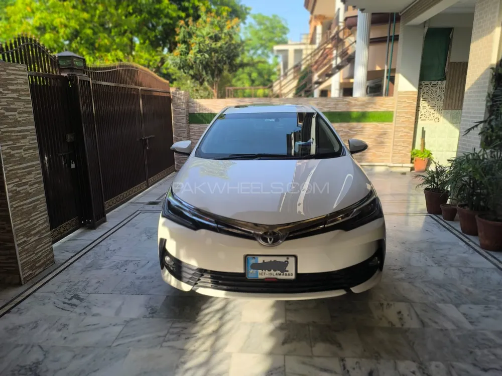 Toyota Corolla 2018 for Sale in Islamabad Image-1