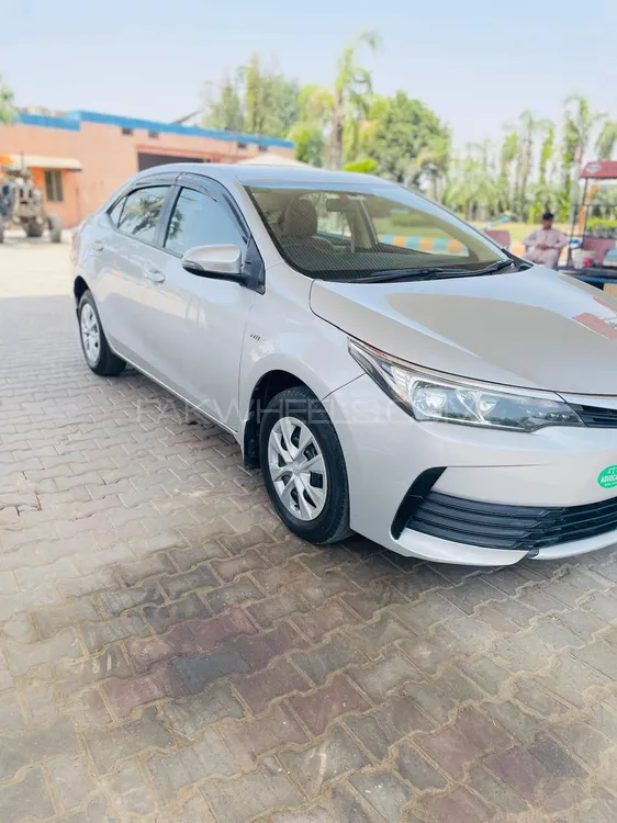 Toyota Corolla 2017 for Sale in Lahore Image-1