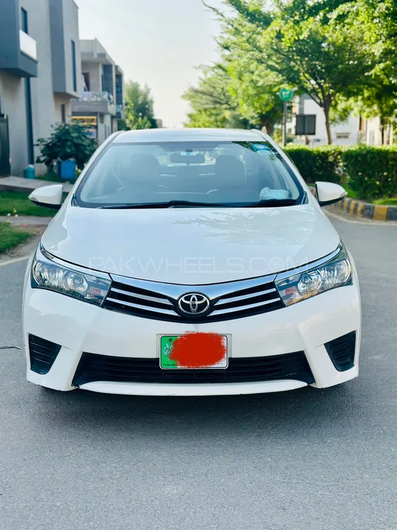 Toyota Corolla 2014 for Sale in Faisalabad Image-1