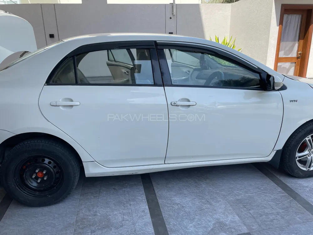 Toyota Corolla 2011 for Sale in Karachi Image-1