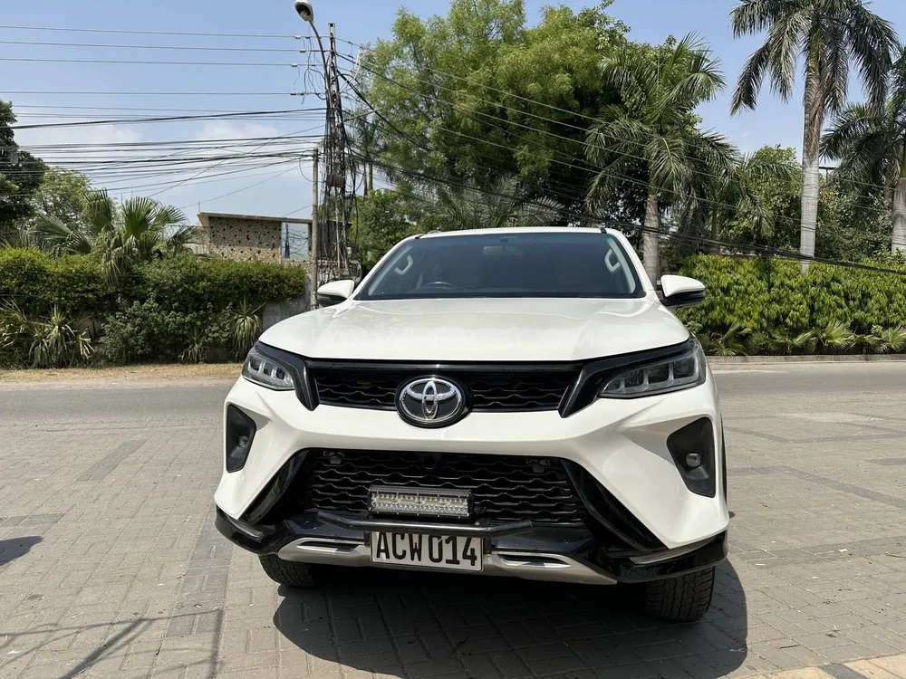Toyota Fortuner 2021 for Sale in Lahore Image-1