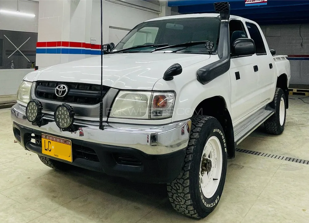 Toyota Hilux 2002 for Sale in Karachi Image-1