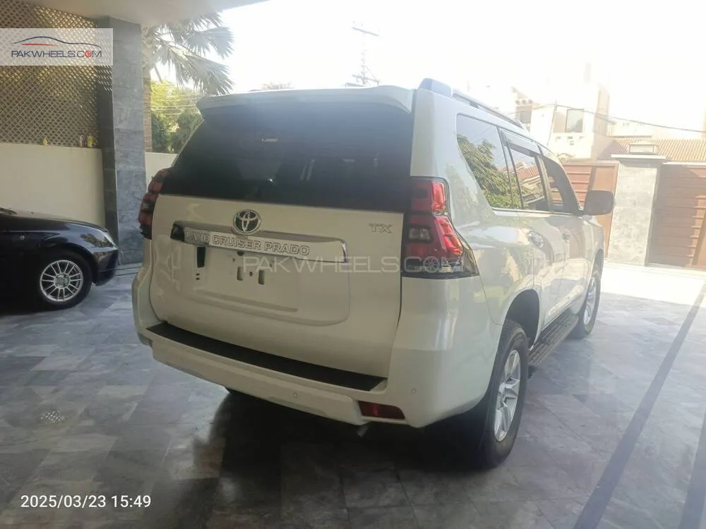 Toyota Prado 2019 for Sale in Lahore Image-1