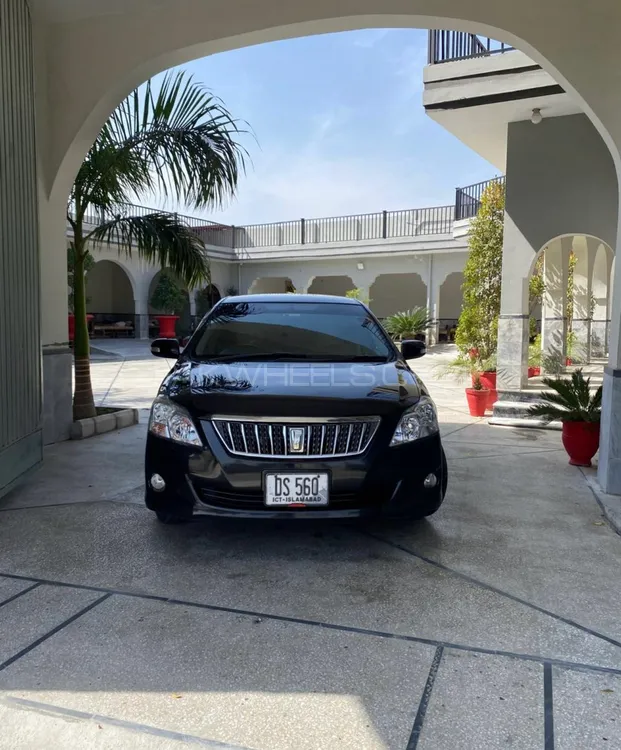 Toyota Premio 2011 for Sale in Peshawar Image-1