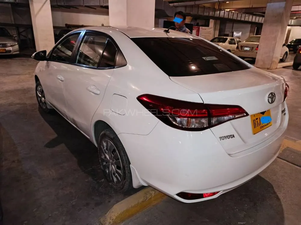 Toyota Yaris Sedan 2021 for Sale in Karachi Image-1