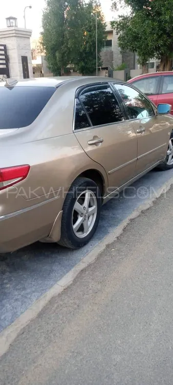 ہونڈا اکارڈ 2005 for Sale in لاہور ہونڈا اکارڈ 2005 for Sale in لاہور Image-4