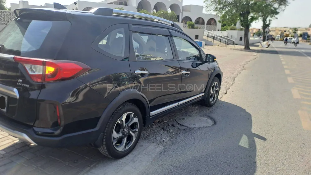 Honda BR-V 2023 for Sale in Lahore Image-1