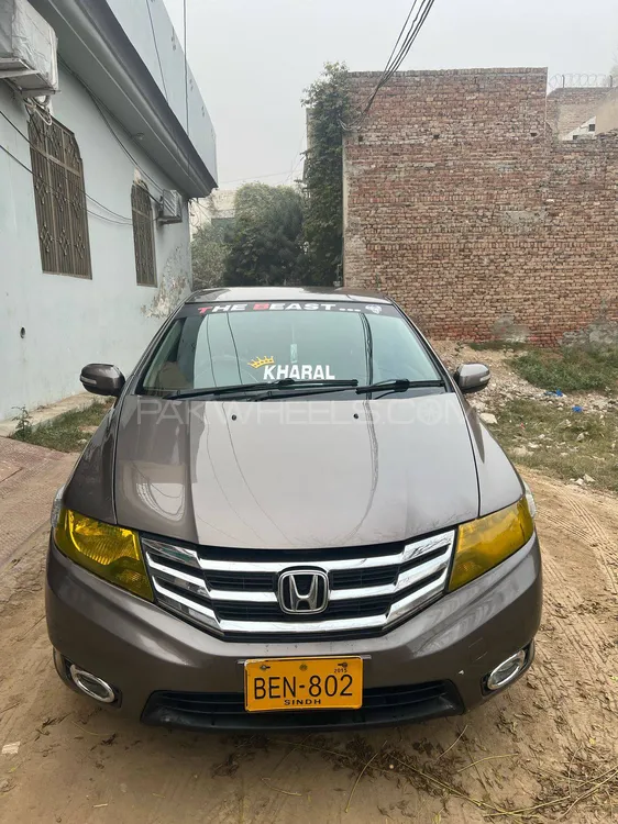 Honda City 2015 for Sale in Okara Image-1