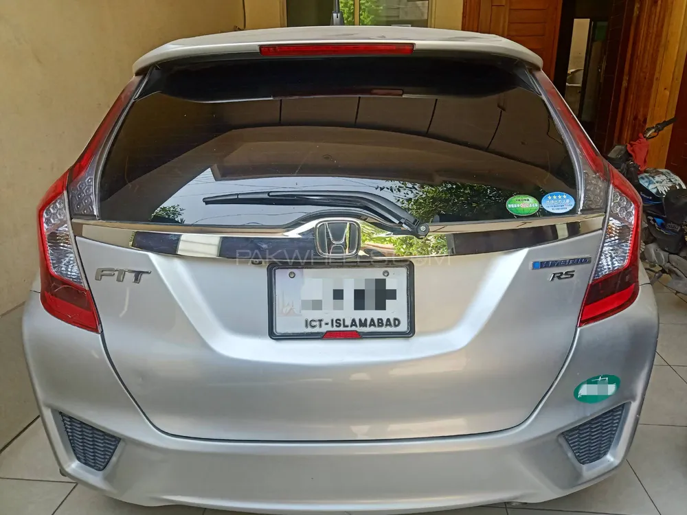 Honda Fit 2014 for Sale in Faisalabad Image-1