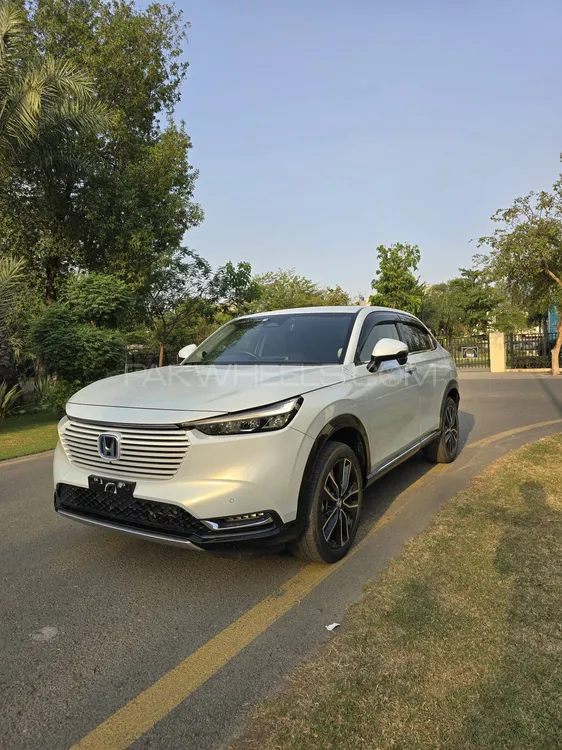 Honda Vezel 2021 for Sale in Lahore Image-1