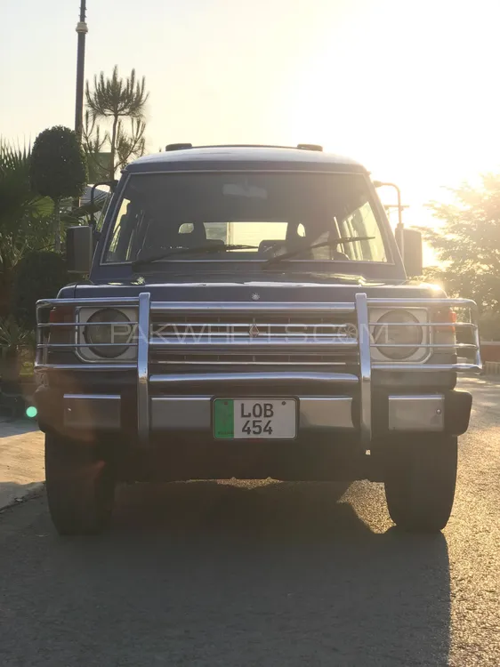 Mitsubishi Pajero 1989 for Sale in Attock Image-1